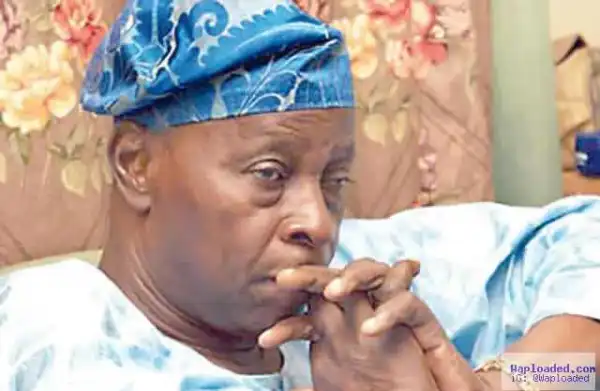 Arms scandal: EFCC grills Falae for receiving N100m